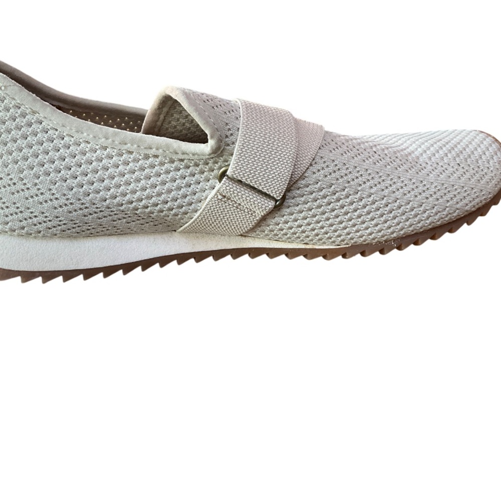 Born, Newberry Slip-on Sneakers. - Picture 5 of 12